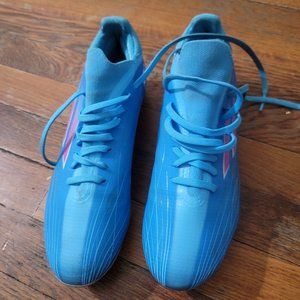 Soccer cleats